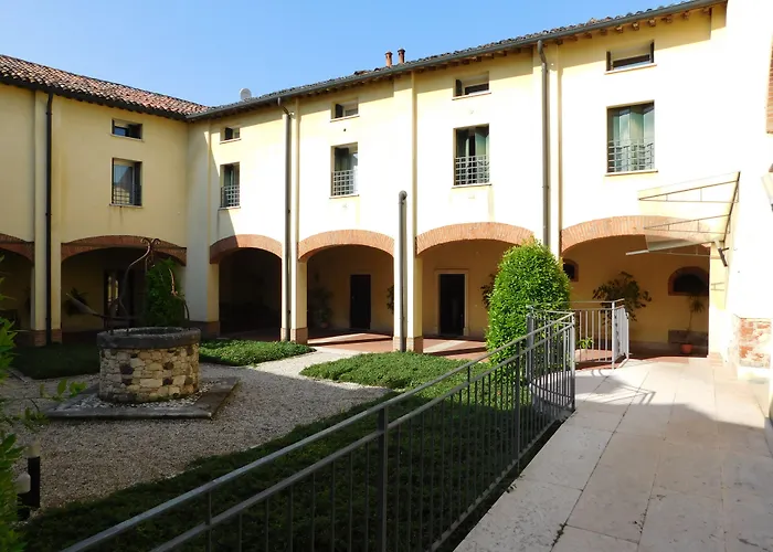 La Mason Aparthotel 4*
